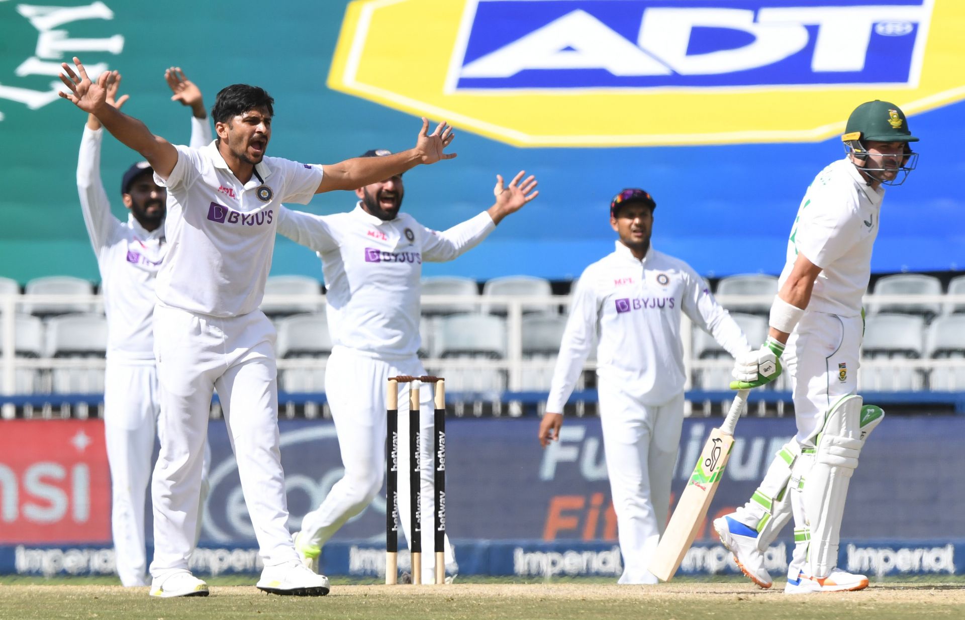 The second Test between India and South Africa is placed on a knife&#039;s edge