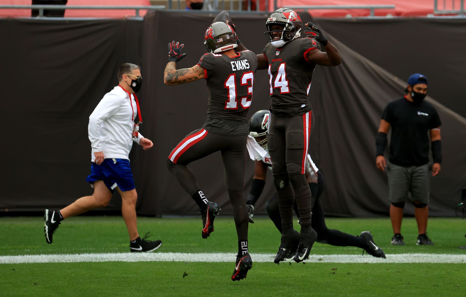 Leonard Fournette is an important part of the Tampa Bay Buccaneers team