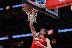 “He's been passed around more than an IG model” - Boban Marjanovic re-signing with his 6th team has fans reacting hilariously