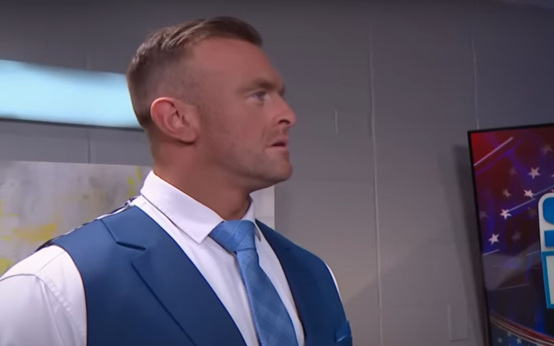 Former friends come to blows backstage on WWE SmackDown