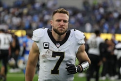 Taysom Hill Waiver Wire Fantasy Outlook for Week 9: Should Saints TE be a priority add?