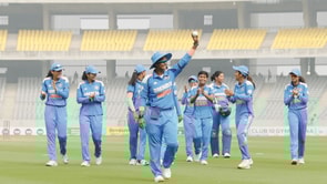 IND-W vs WI-W: वनडे सीरीज के सर्वश्रेष्ठ फील्डर का हुआ ऐलान, विजेता ने किया दिल जीतने वाला काम; देखें वीडियो