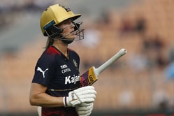 Ellyse Perry dispatches waist-high no-ball for a six to reach 50 in GG-W vs RCB-W WPL 2025 season opener [Watch]
