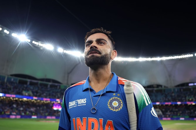 “Why do people love Ronaldo?” - Mohammad Amir’s massive praise for Virat Kohli after IND vs PAK 2025 Champions Trophy match