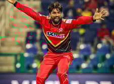 "No one will respect you either" - Afghanistan all-rounder hits back at Mohammad Amir after ILT20 2025 final
