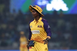 Captain gets captain! Deepti Sharma castles Smriti Mandhana in RCB vs UPW WPL 2025 match [Watch]