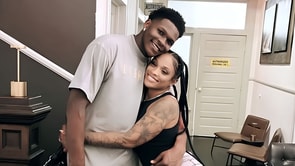 Anthony Edwards' girlfriend Jeanine Robel drops 3-word reaction after swapping courtside hoops for hockey in Minnesota Wild's 5-2 loss to Devils