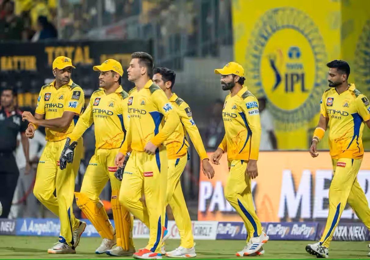 चेन्नई सुपर किंग्स की टीम (Photo Credit - IPLT20.COM)