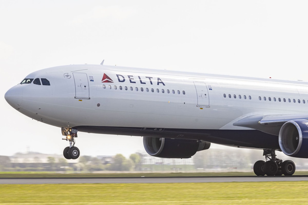 “How many people scared of flying now?” — Netizens react as Delta plane catches fire at Orlando Airport