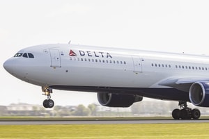 “How many people scared of flying now?” — Netizens react as Delta plane catches fire at Orlando Airport