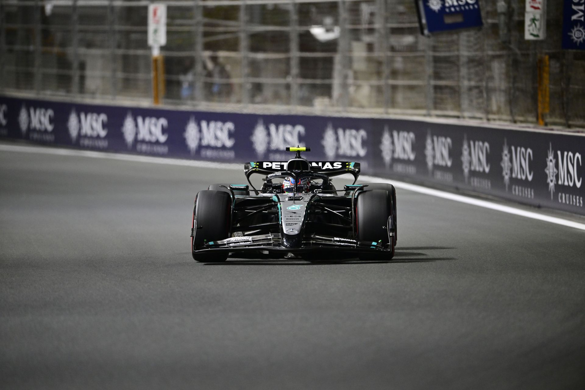 Andrea Kimi Antonelli of the Mercedes-AMG Petronas F1 Team runs during the qualifying of the Saudi Arabia GP - Source: Getty