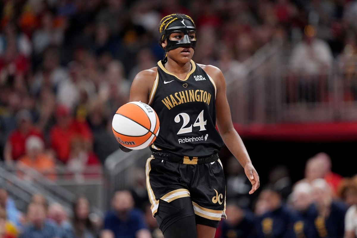Aaliyah Edwards hypes offseason grind with Rajon Rondo & Phil Handy ahead of her 2nd WNBA season