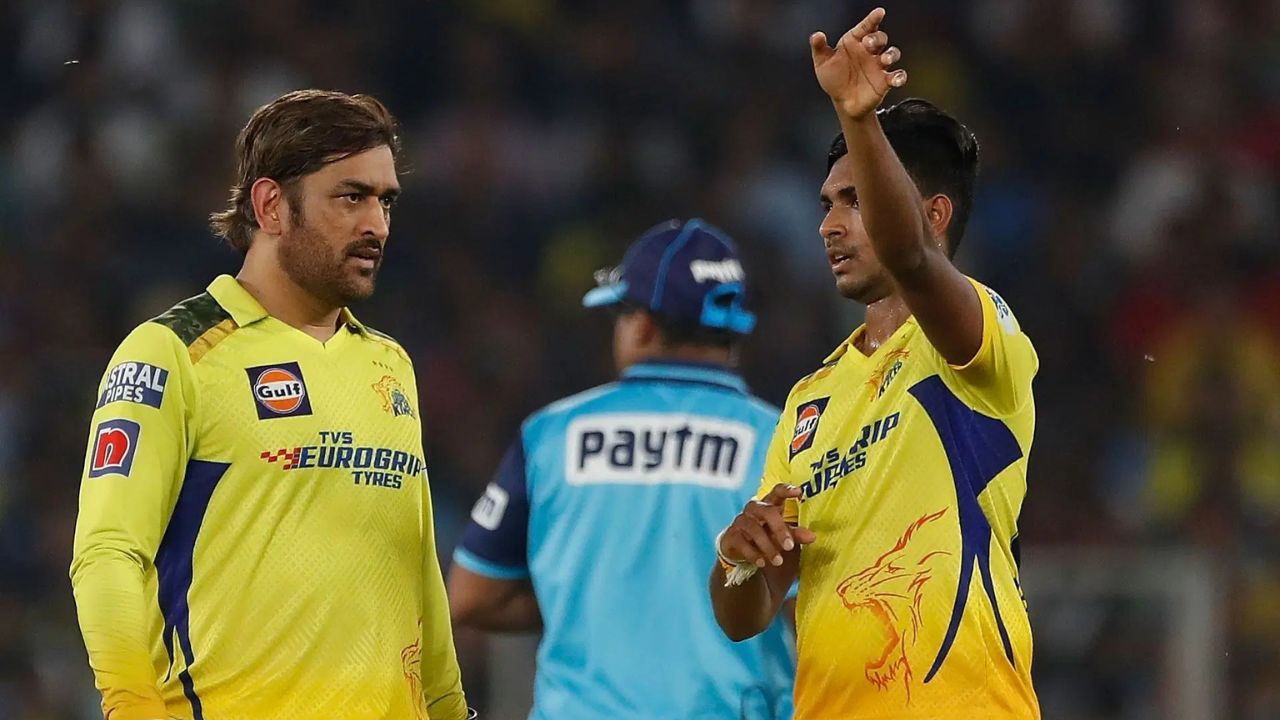 धोनी को श्रीलंकाई क्रिकेटर ने बताया पिता समान (photo credit- Getty)