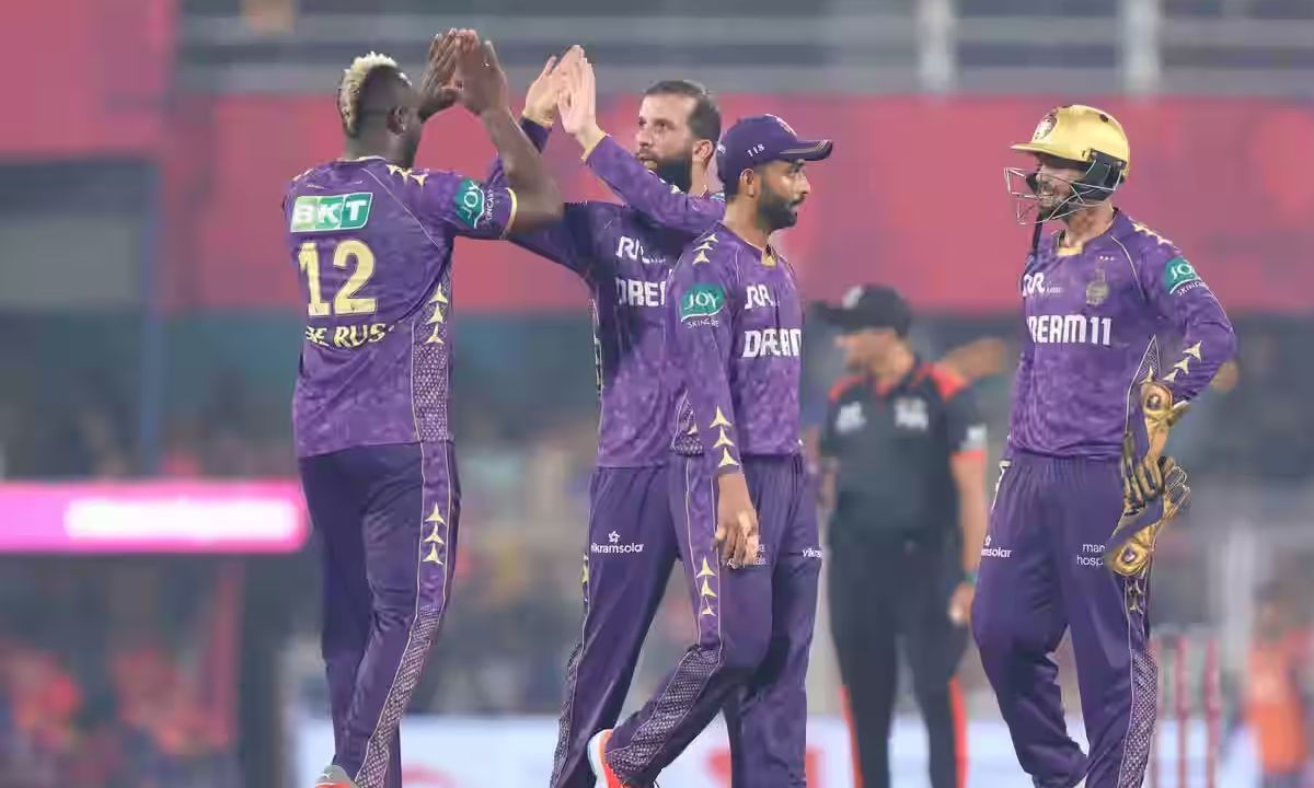 कोलकाता नाइट राइडर्स की टीम (Image Credits: IPLt20)