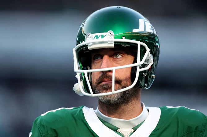 $29,000,000 Steelers star's brother seemingly confirms Aaron Rodgers as QB1 for Pittsburgh